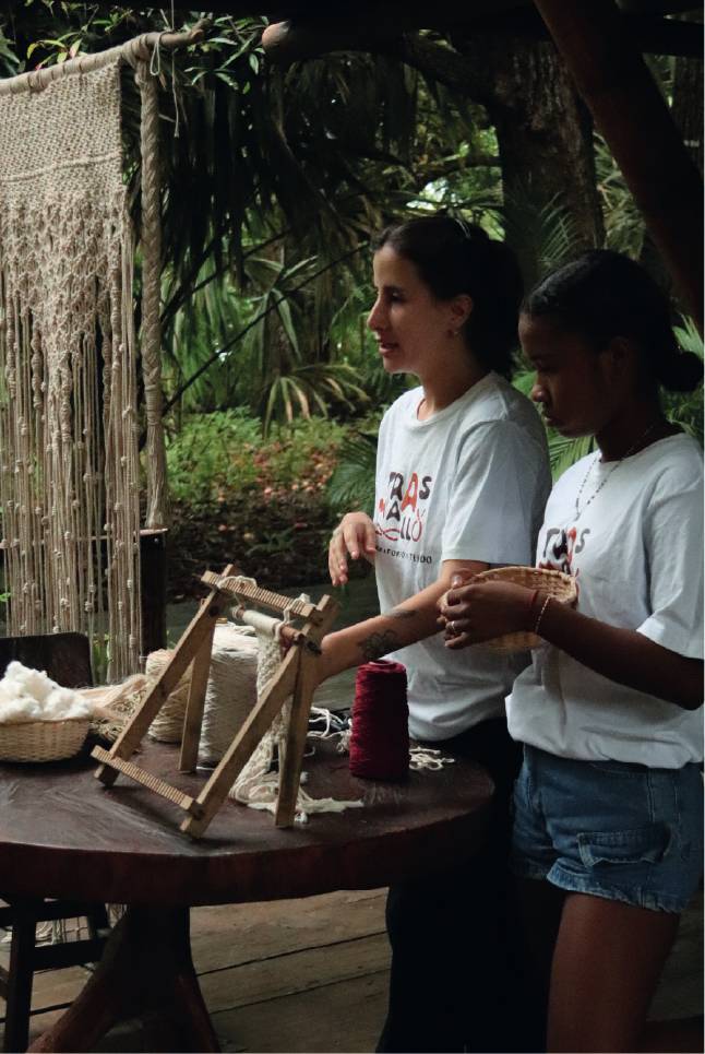 Talleres de tejido en Isla Fuerte.